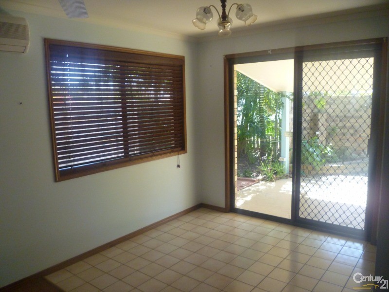 16 Preston Street, Point Vernon QLD 4655