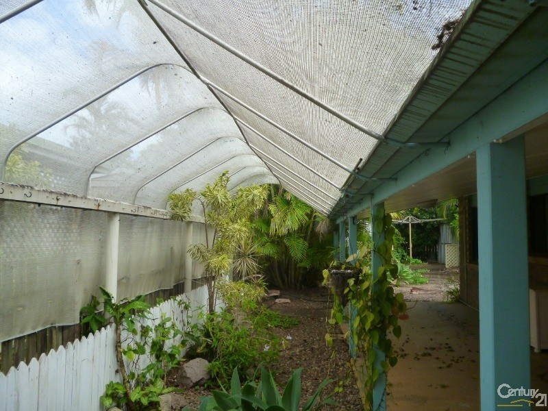 16 Preston Street, Point Vernon QLD 4655