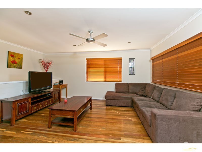 54 Cavell Street, Birkdale QLD 4159