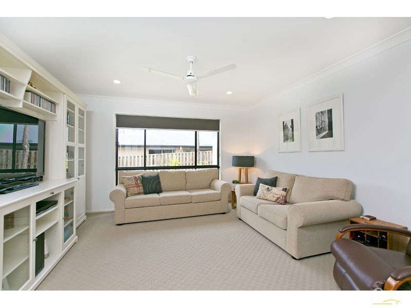 13 Hoop Pine Street, Mount Cotton QLD 4165