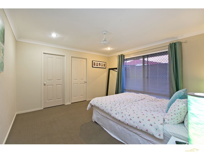 3 Couran Court, Redland Bay QLD 4165