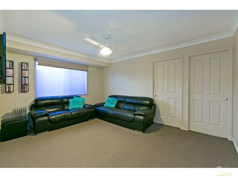 3 Couran Court, Redland Bay QLD 4165