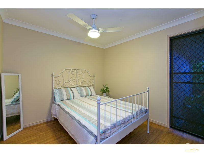 3 Couran Court, Redland Bay QLD 4165