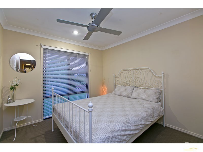 3 Couran Court, Redland Bay QLD 4165