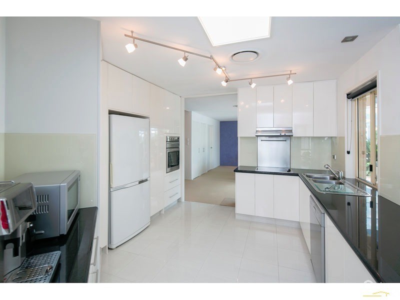 17 Adrian Street, Victoria Point QLD 4165