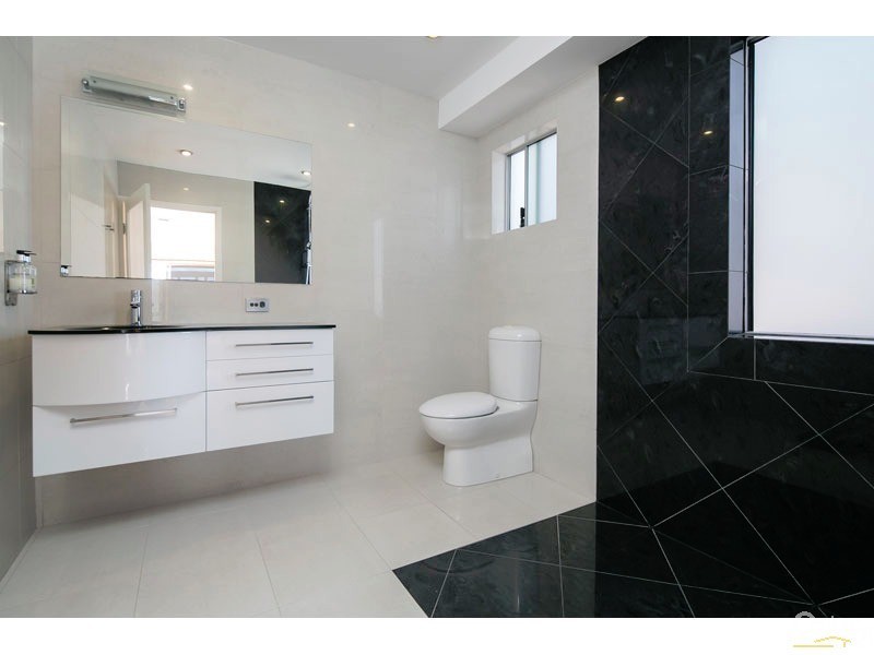 17 Adrian Street, Victoria Point QLD 4165