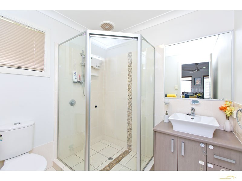 58 Ebony Crescent, Redland Bay QLD 4165