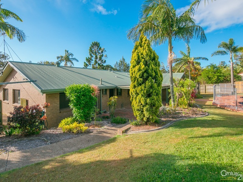 2 Banksia Street, Redland Bay QLD 4165