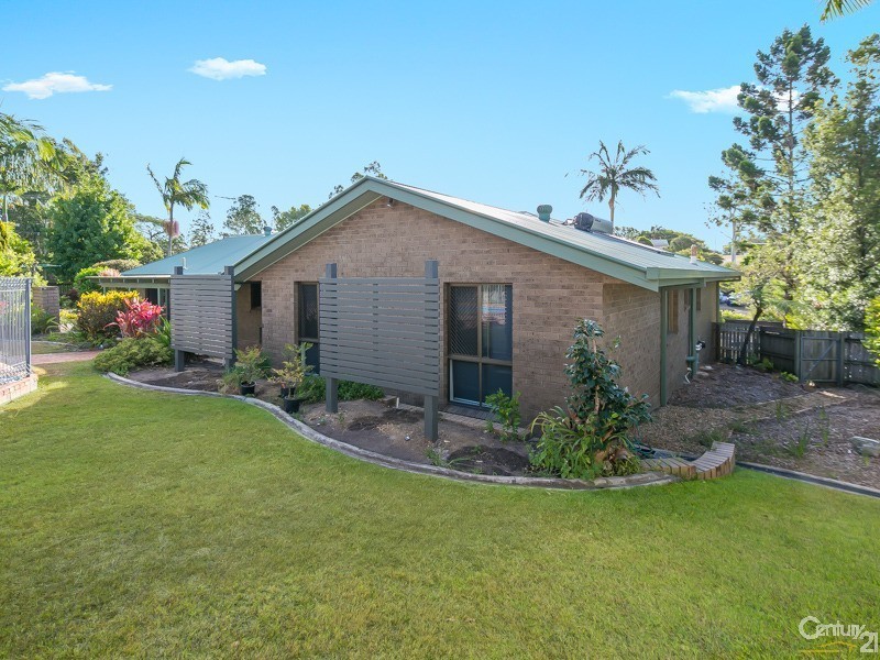2 Banksia Street, Redland Bay QLD 4165