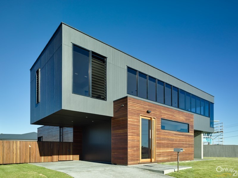 1 Baywalk Place, Thorneside QLD 4158