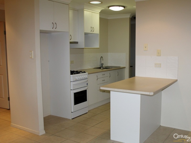 2/94 Bride Street, Wynnum QLD 4178