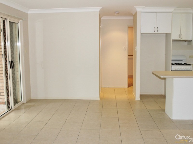 2/94 Bride Street, Wynnum QLD 4178