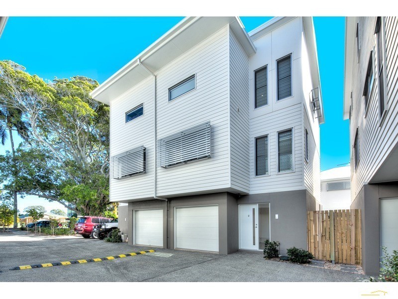 25-27 Passage Street, Cleveland QLD 4163