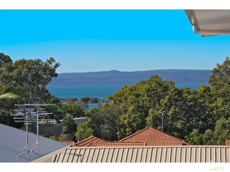 25-27 Passage Street, Cleveland QLD 4163