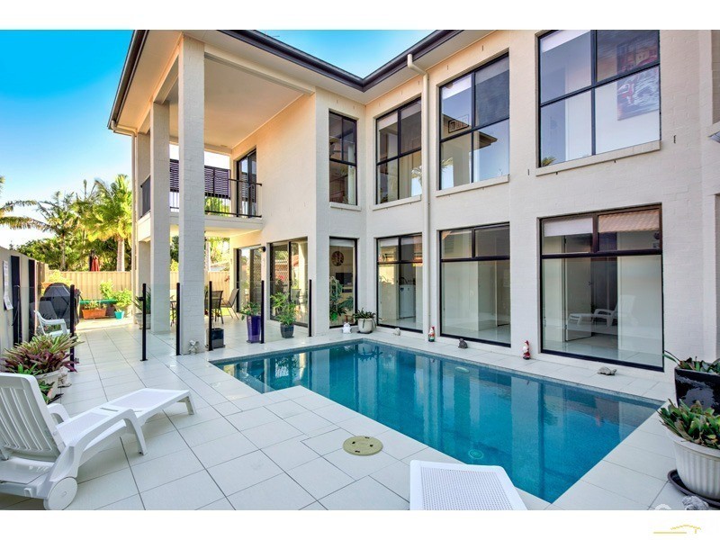 18B Thompson Street, Victoria Point QLD 4165