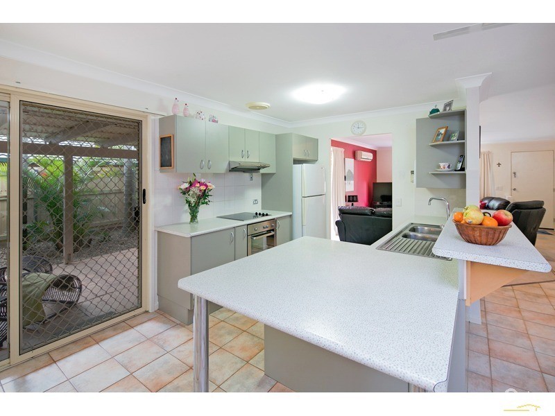 74 Wellington Street, Ormiston QLD 4160