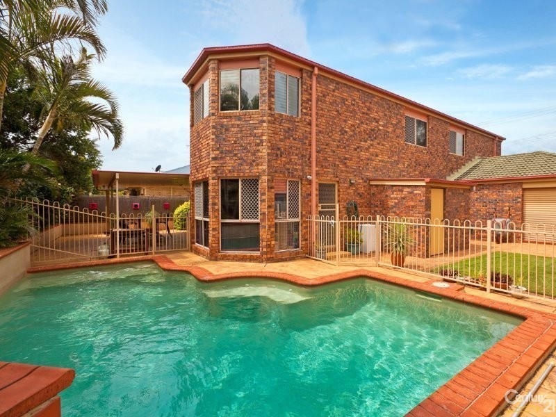 130 Colburn Avenue, Victoria Point QLD 4165