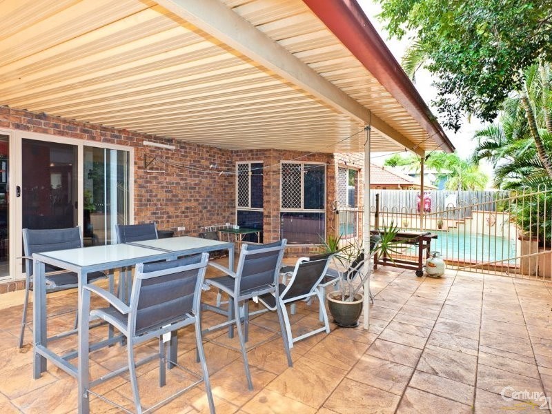 130 Colburn Avenue, Victoria Point QLD 4165