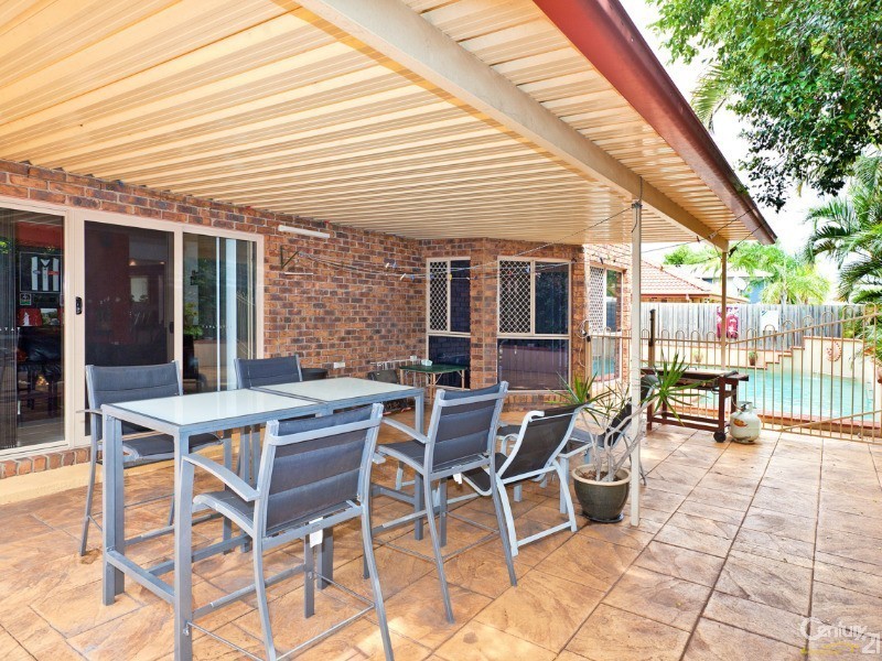 130  Colburn Avenue, Victoria Point QLD 4165