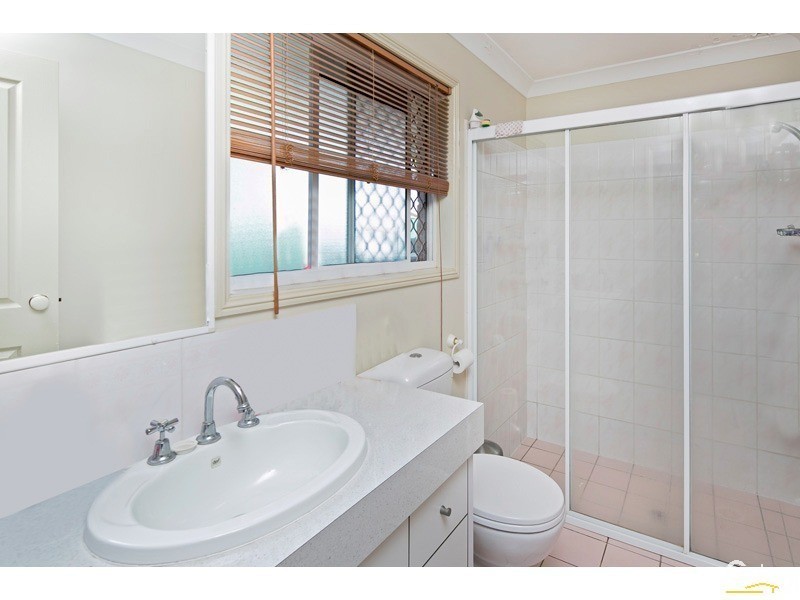 2 Stacey Court, Victoria Point QLD 4165