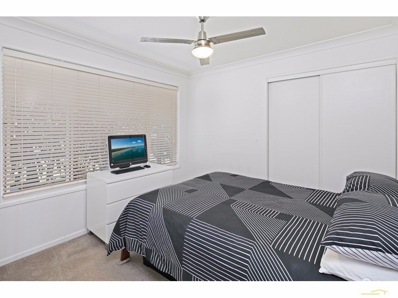 12 Bangalow St, Victoria Point QLD 4165