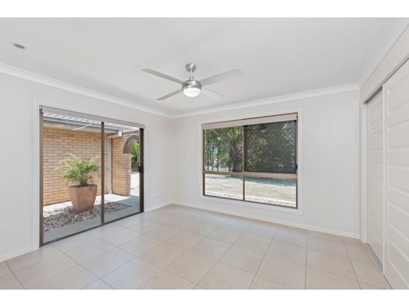 84 Dinwoodie Road, Thornlands QLD 4164