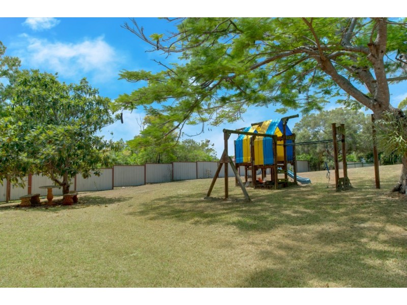 84 Dinwoodie Road, Thornlands QLD 4164