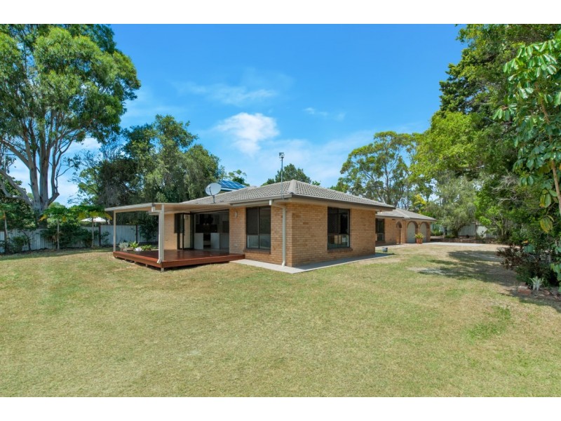 84 Dinwoodie Road, Thornlands QLD 4164