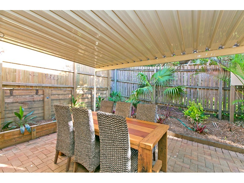 4/27 Daniells Street, Carina QLD 4152