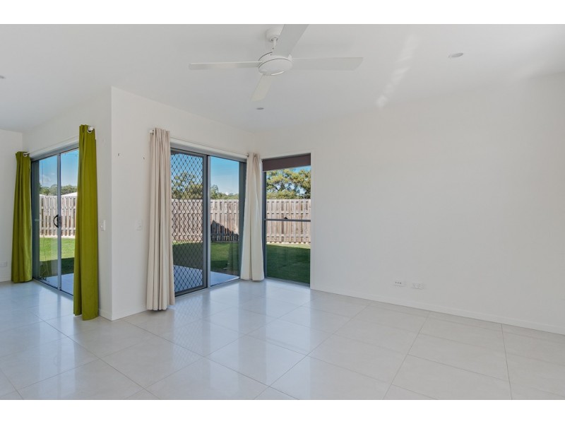 15 Mapleton Crescent, Capalaba QLD 4157