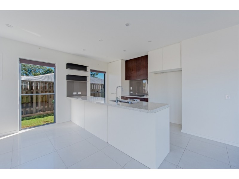 15 Mapleton Crescent, Capalaba QLD 4157