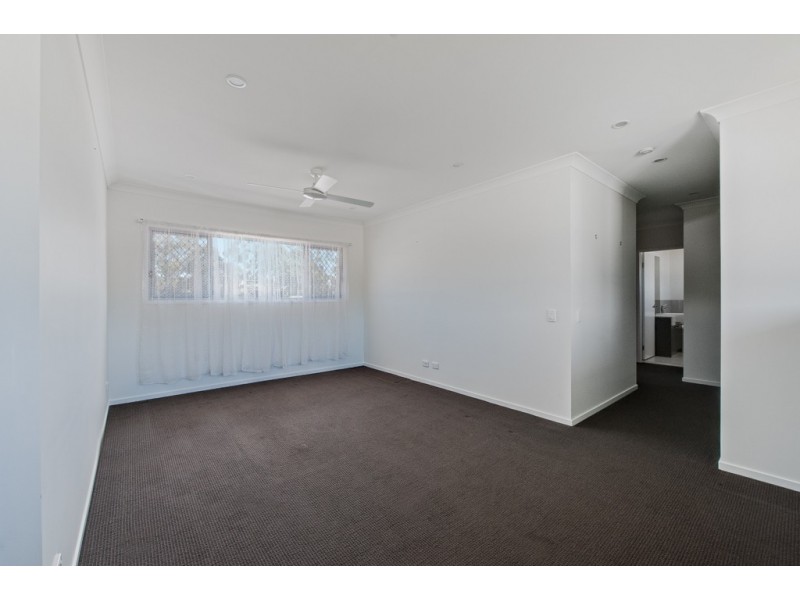 15 Mapleton Crescent, Capalaba QLD 4157