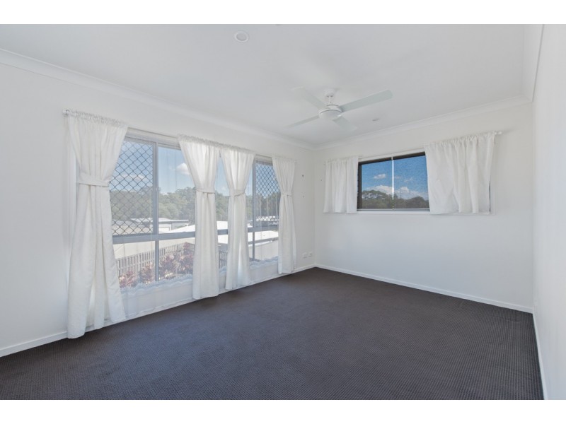 15 Mapleton Crescent, Capalaba QLD 4157