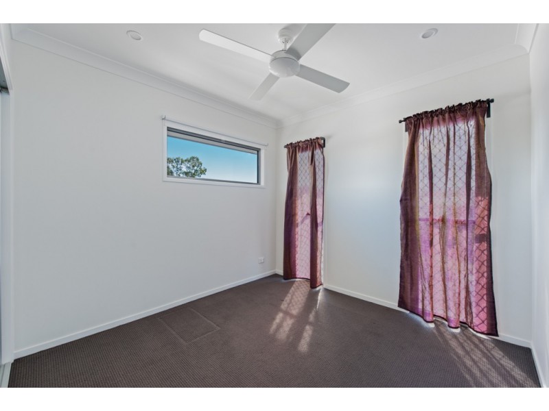 15 Mapleton Crescent, Capalaba QLD 4157