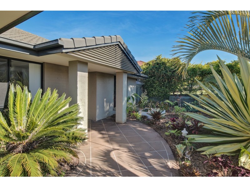 16 Cole Street, Redland Bay QLD 4165