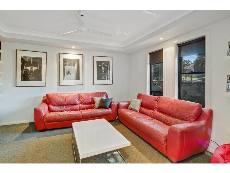 16 Cole Street, Redland Bay QLD 4165