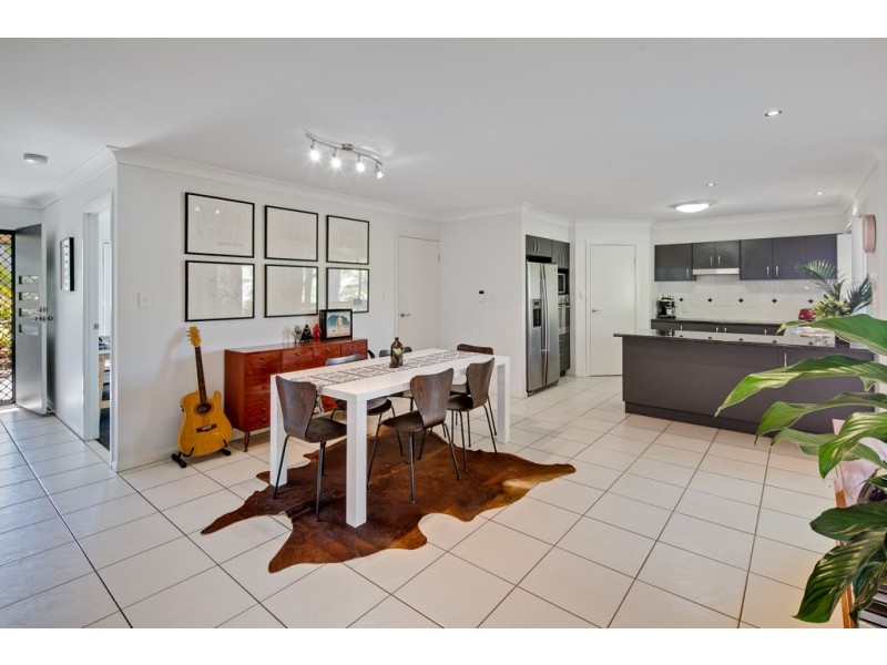 16 Cole Street, Redland Bay QLD 4165