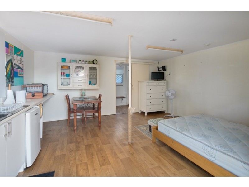 72 Colburn Avenue, Victoria Point QLD 4165