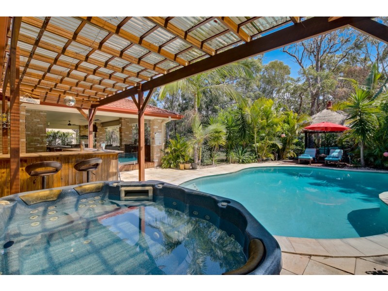 6 The Grove, Thornlands QLD 4164