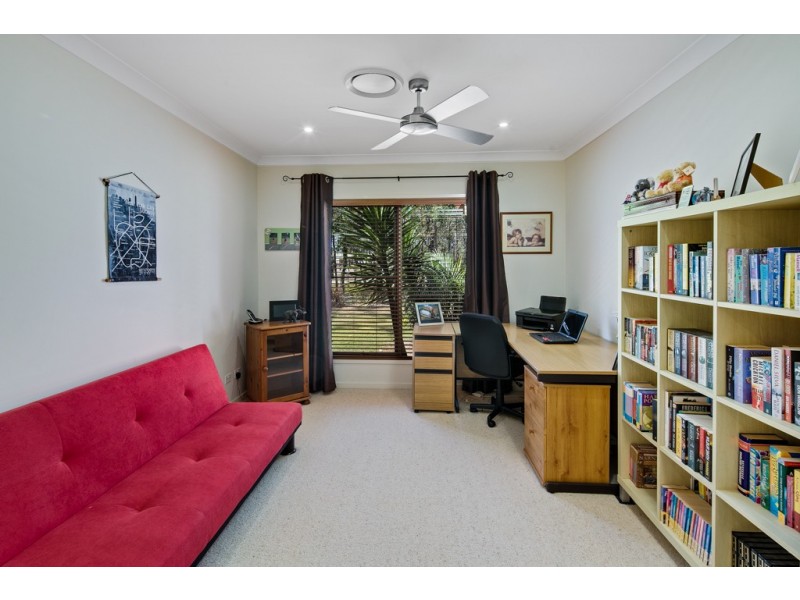 6 The Grove, Thornlands QLD 4164