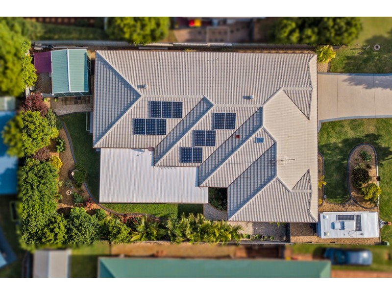 13 Attenborough Circuit, Redland Bay QLD 4165