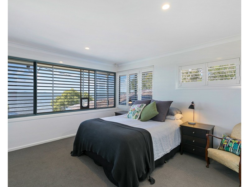 41 Thompson Esplanade, Victoria Point QLD 4165