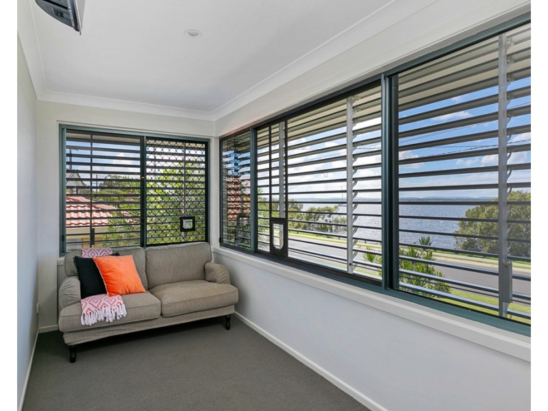 41 Thompson Esplanade, Victoria Point QLD 4165