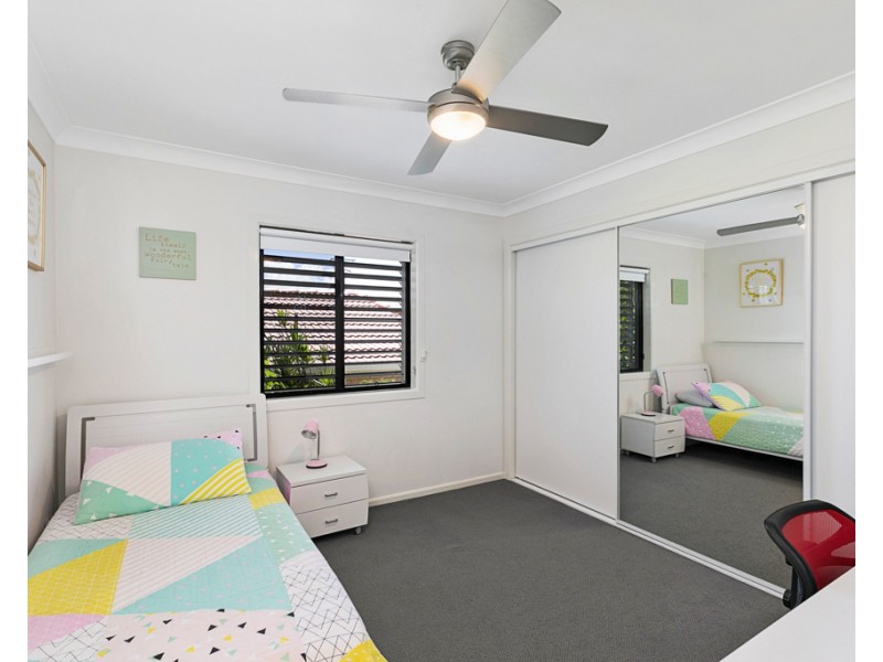 41 Thompson Esplanade, Victoria Point QLD 4165