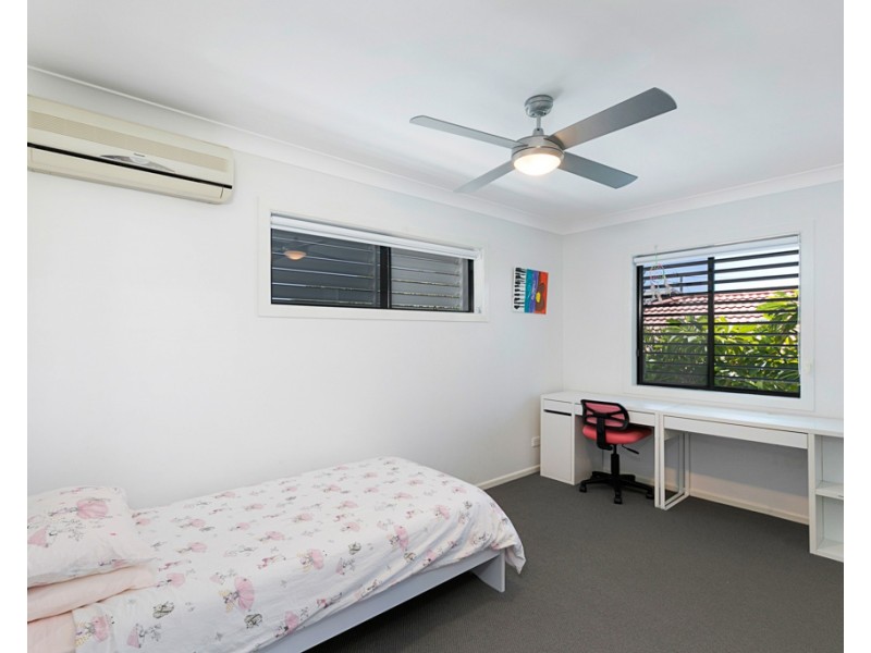 41 Thompson Esplanade, Victoria Point QLD 4165