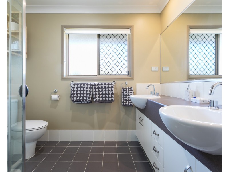 6 Constantina Close, Thornlands QLD 4164