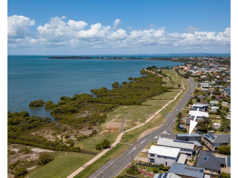 1 Baywalk Place, Thorneside QLD 4158