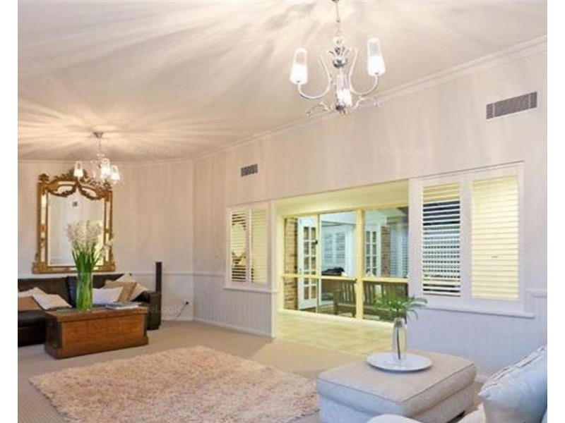 21 Leonard Street, Wellington Point QLD 4160