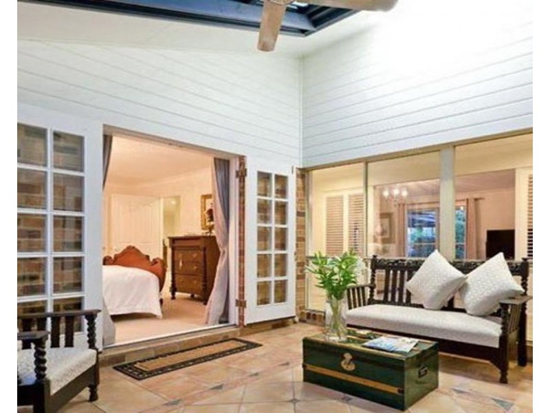 21 Leonard Street, Wellington Point QLD 4160