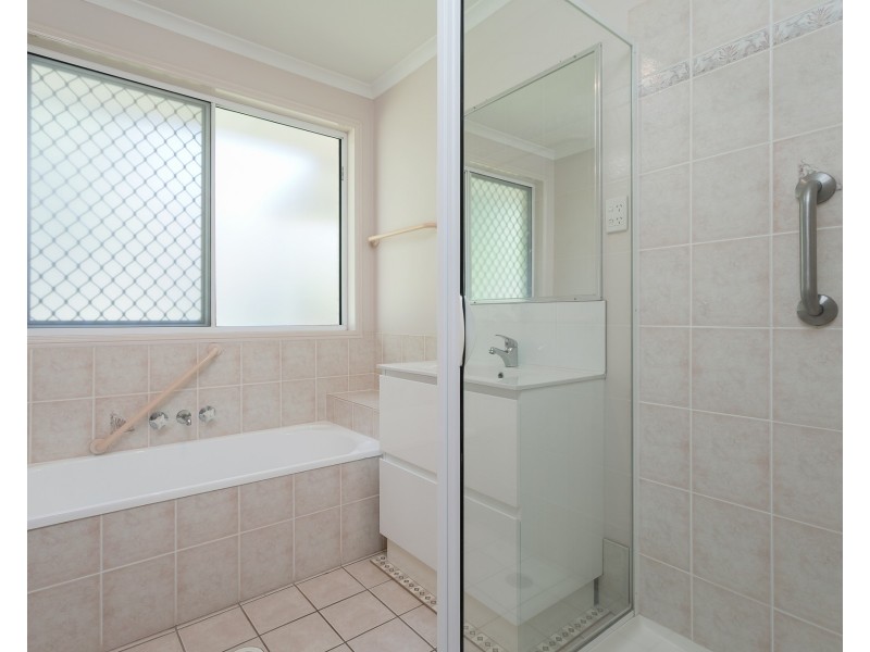 13/76 Island Street, Cleveland QLD 4163